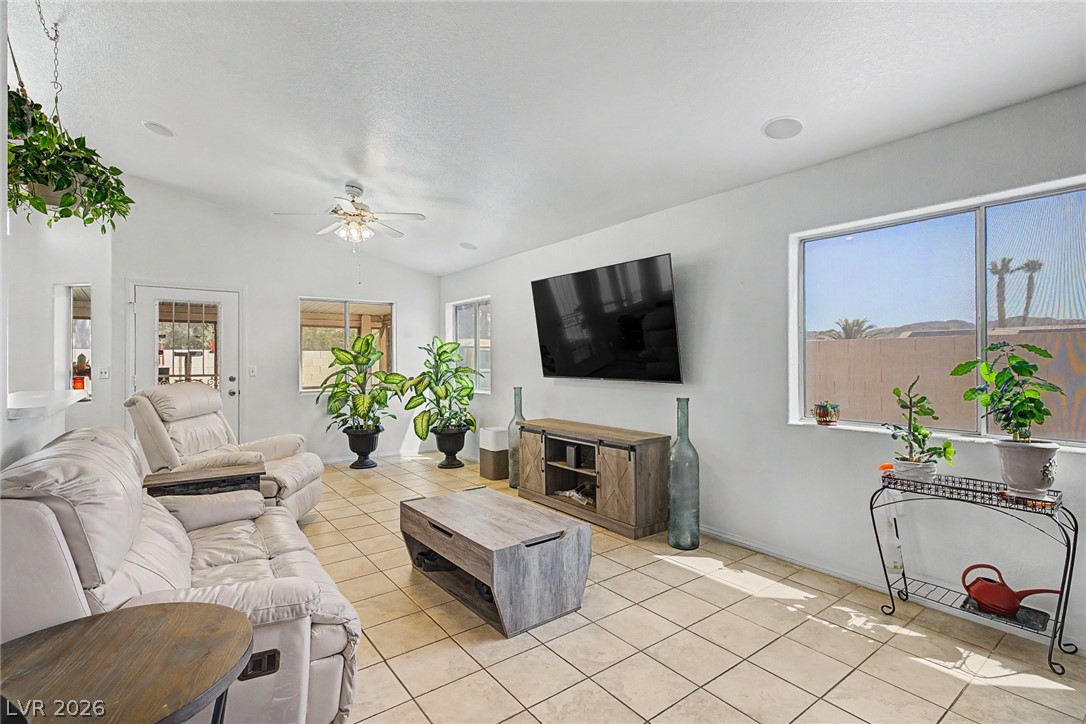998 Trackers Glen Avenue Henderson NV 89015