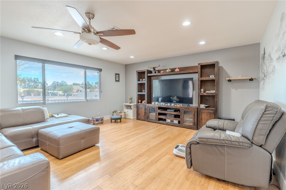 7565 Placid Street Las Vegas NV 89123