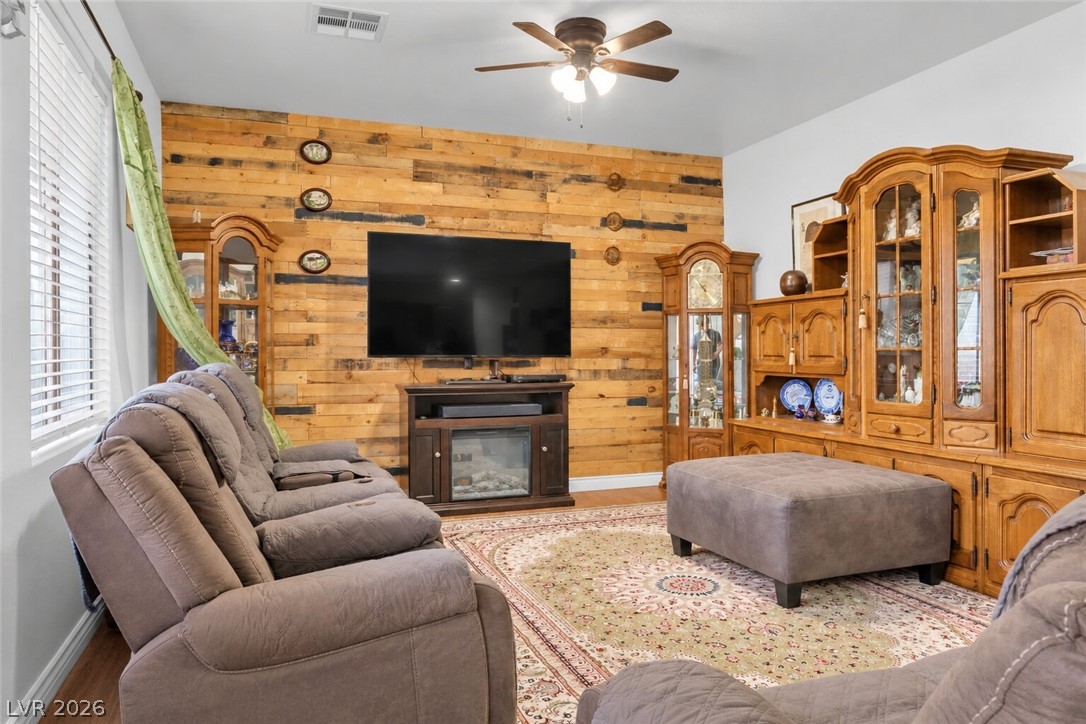 113 Peak Villa Avenue North Las Vegas NV 89031
