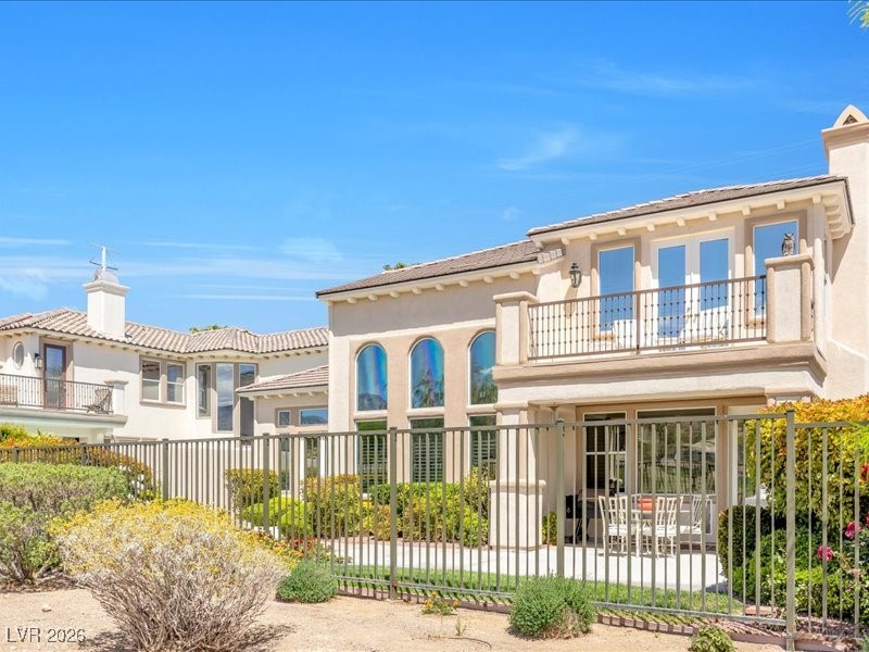 2933 Red Springs Drive Las Vegas NV 89135
