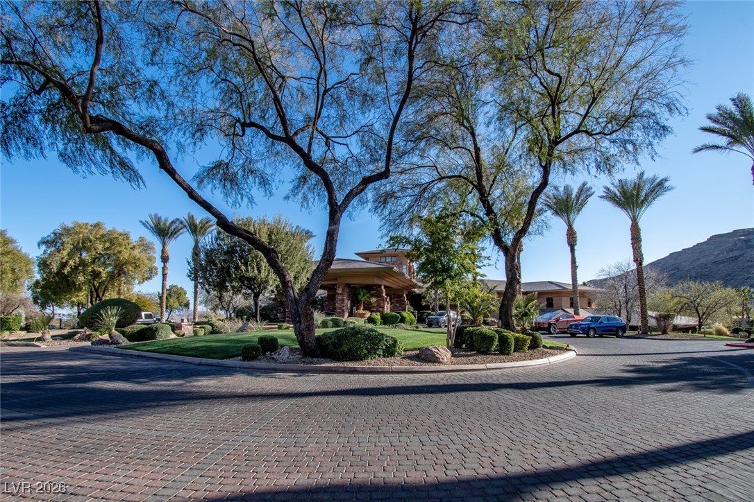 2933 Red Springs Drive Las Vegas NV 89135