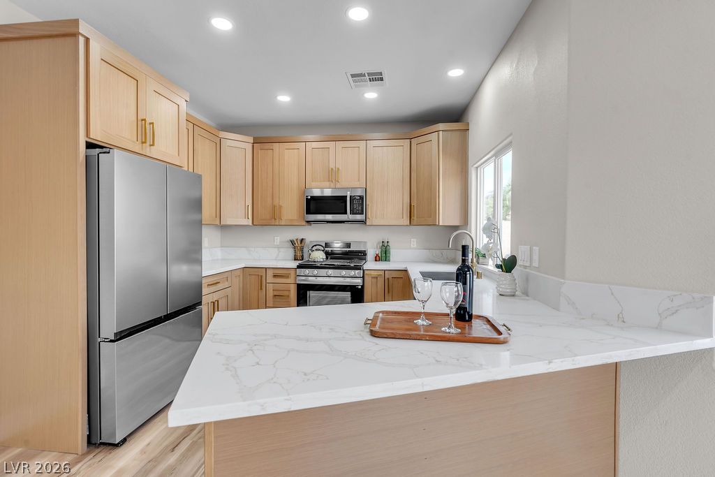 9004 Loggers Mill Avenue Las Vegas NV 89143