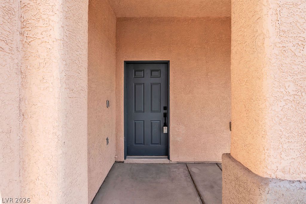 9004 Loggers Mill Avenue Las Vegas NV 89143