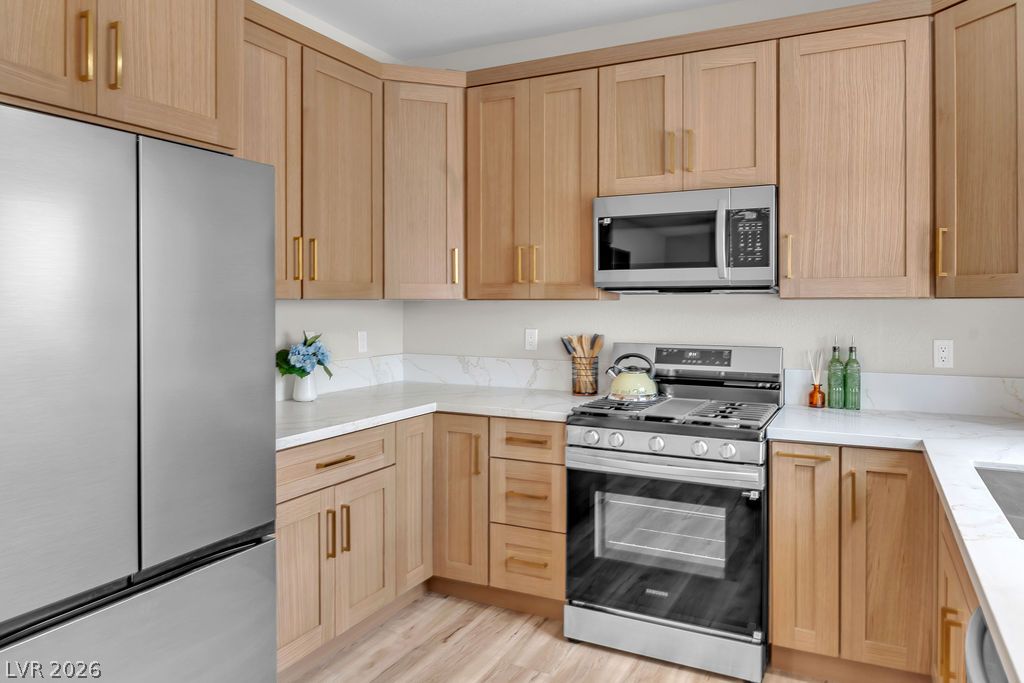 9004 Loggers Mill Avenue Las Vegas NV 89143