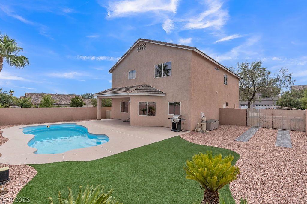 9004 Loggers Mill Avenue Las Vegas NV 89143