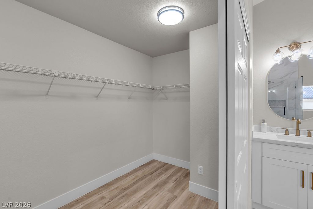 9004 Loggers Mill Avenue Las Vegas NV 89143