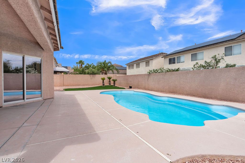 9004 Loggers Mill Avenue Las Vegas NV 89143