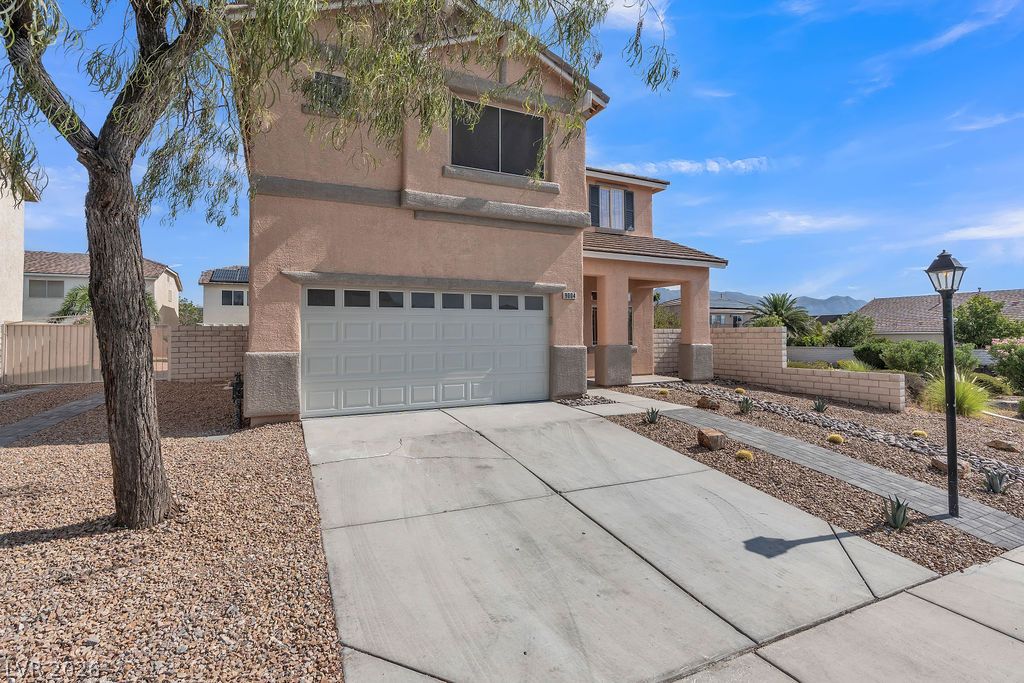9004 Loggers Mill Avenue Las Vegas NV 89143