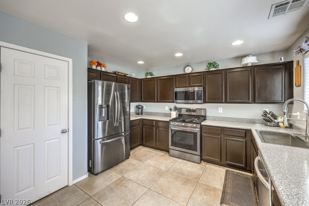 10669 Pueblo Springs Street Las Vegas NV 89183