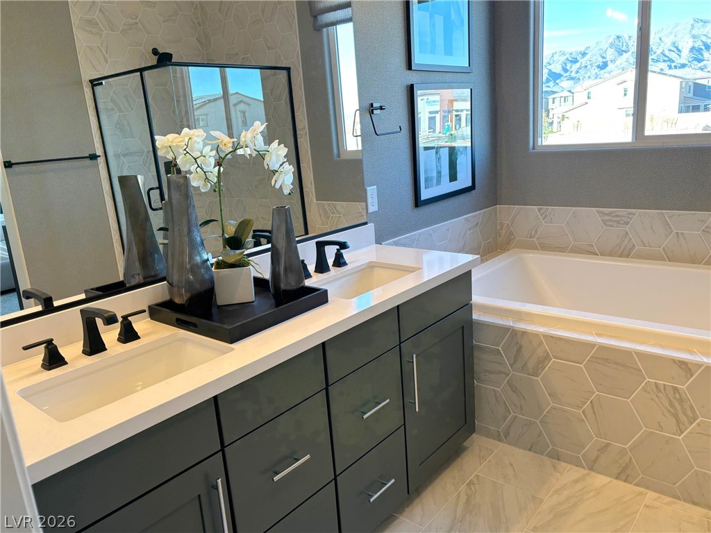938 Hunter Shores Avenue North Las Vegas NV 89084