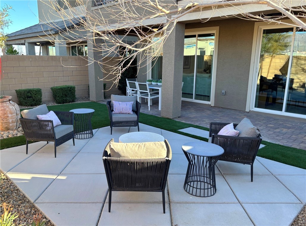 938 Hunter Shores Avenue North Las Vegas NV 89084