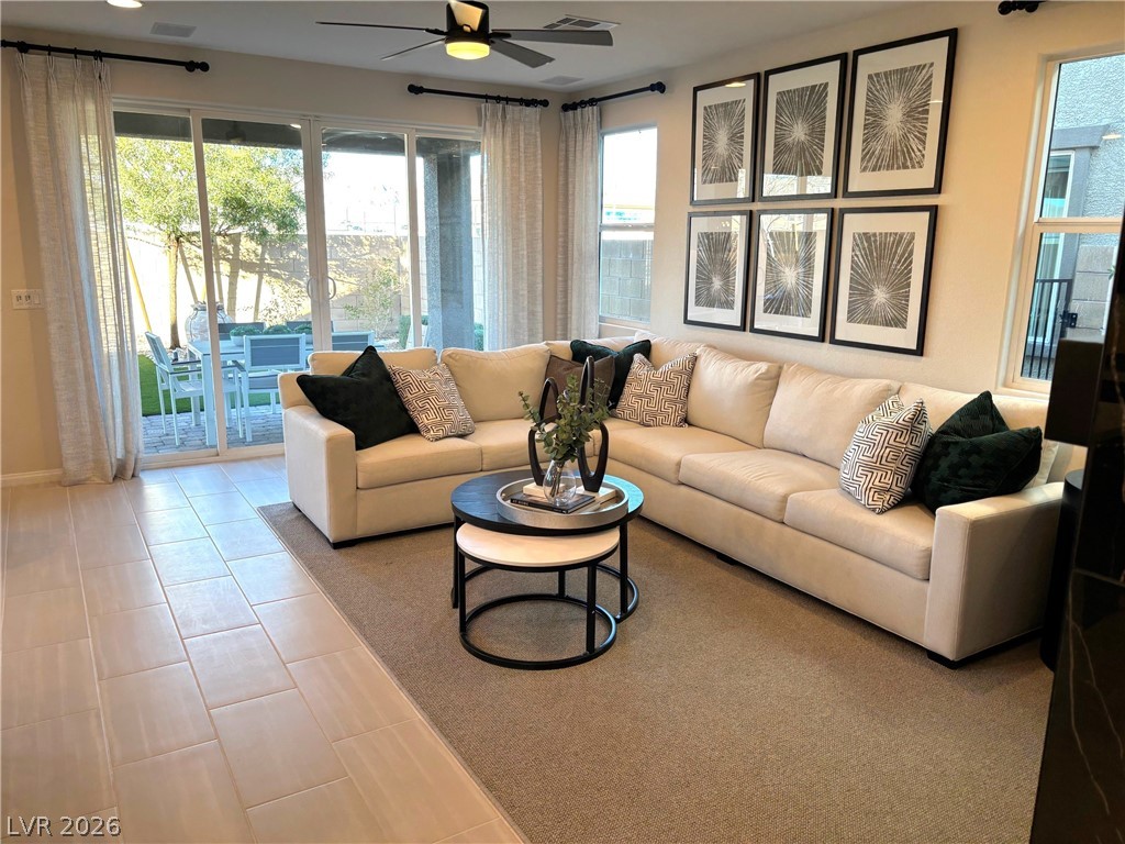938 Hunter Shores Avenue North Las Vegas NV 89084