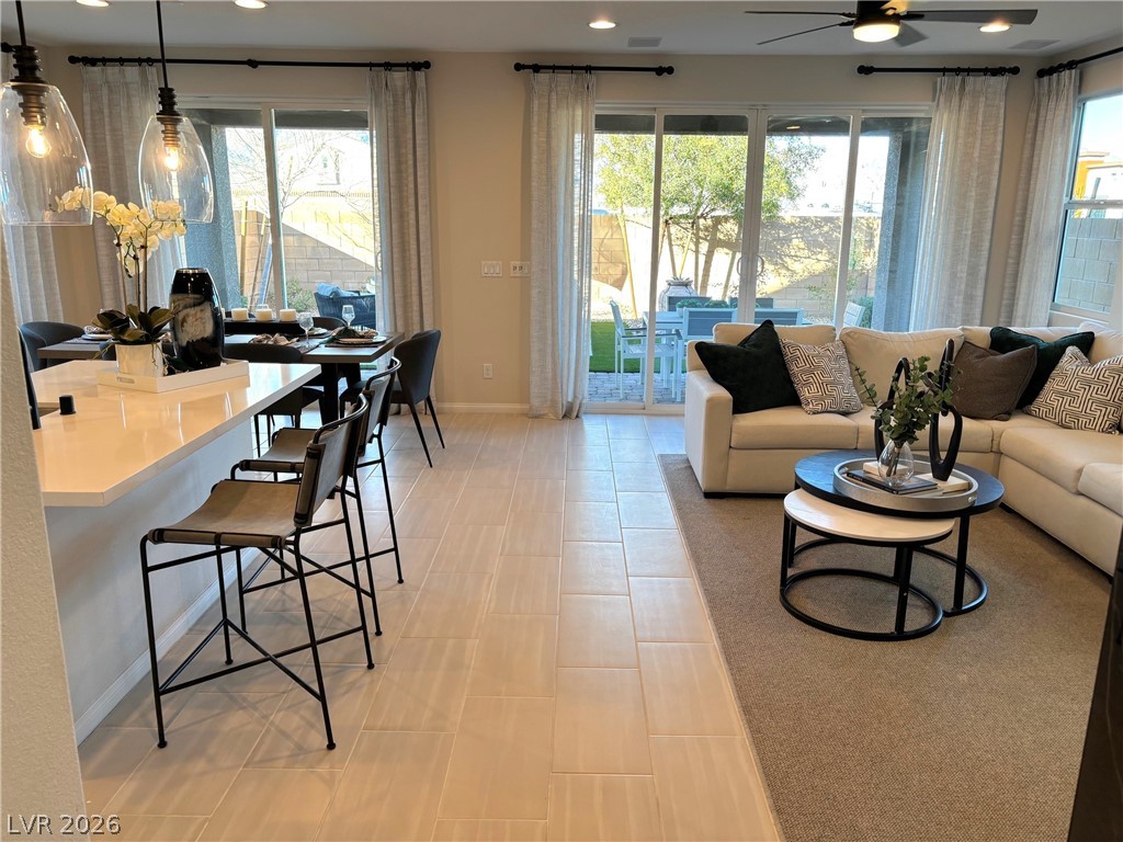 938 Hunter Shores Avenue North Las Vegas NV 89084