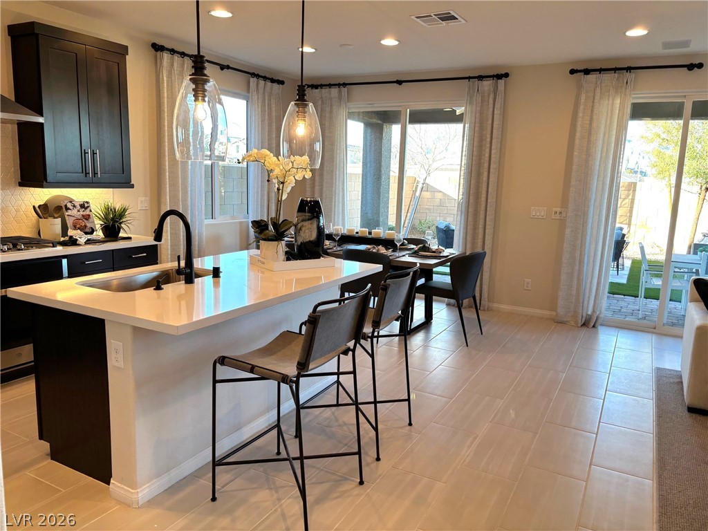938 Hunter Shores Avenue North Las Vegas NV 89084