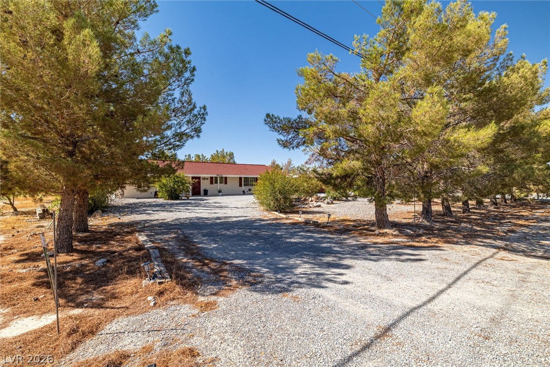 3751 Manse Road Pahrump NV 89061