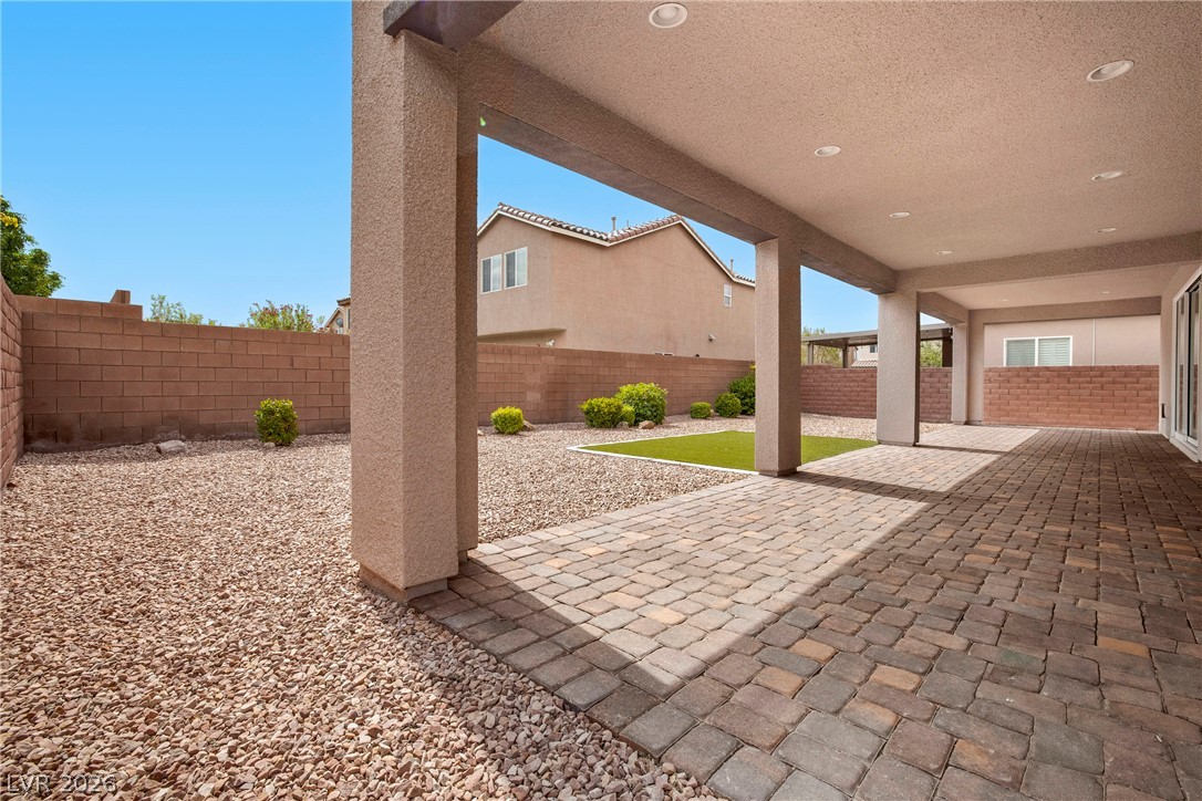 10358 Planter Box Street Las Vegas NV 89178