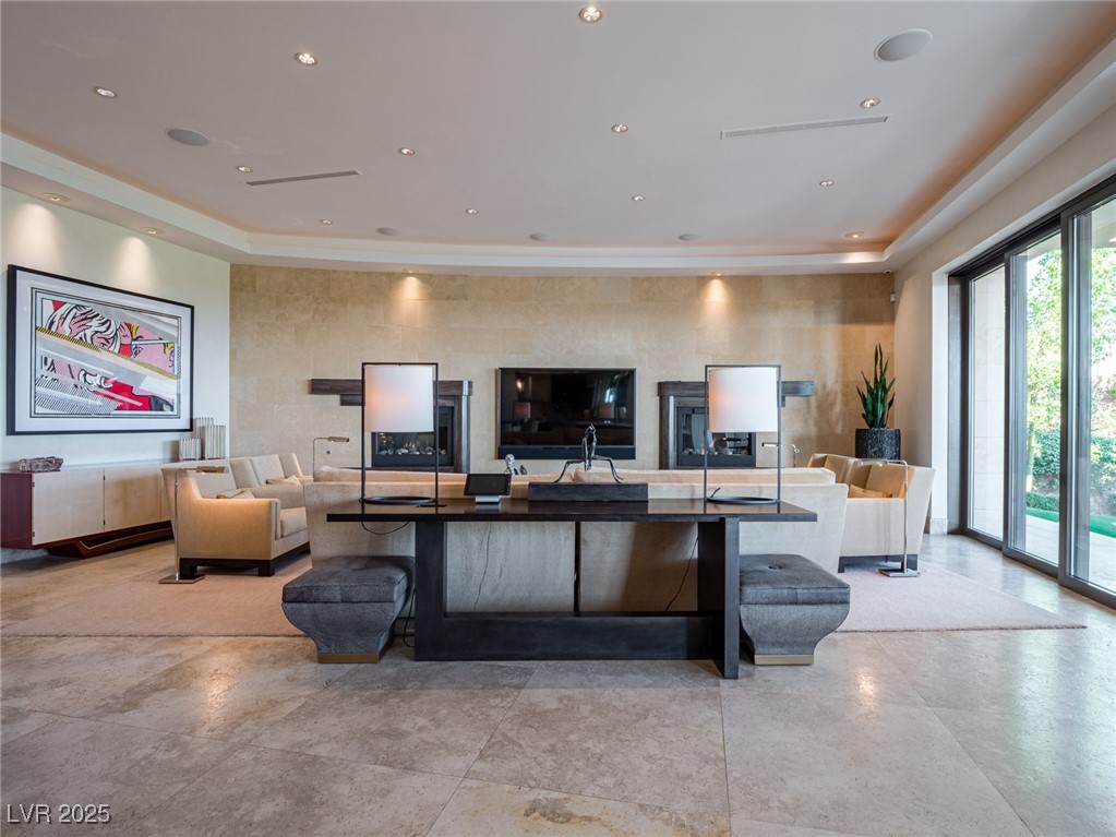 28 Painted Feather Way Las Vegas NV 89135