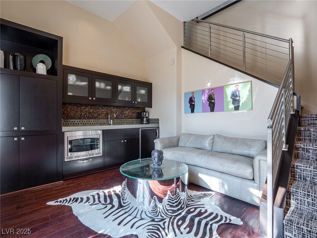 28 Painted Feather Way Las Vegas NV 89135
