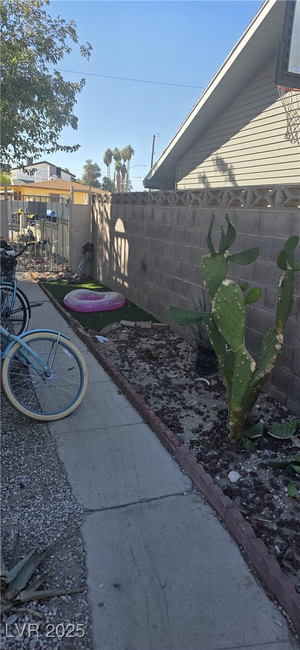 1304 Melissa Street Las Vegas NV 89101