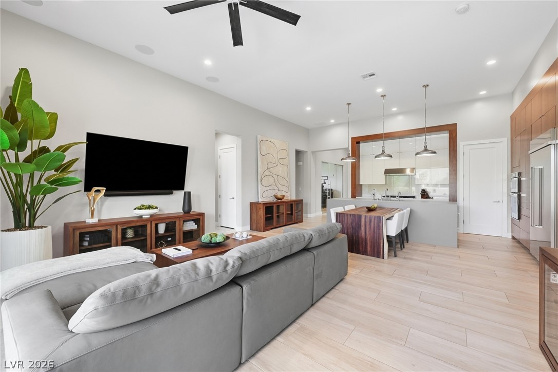 12382 Tudor Arch Drive Las Vegas NV 89138