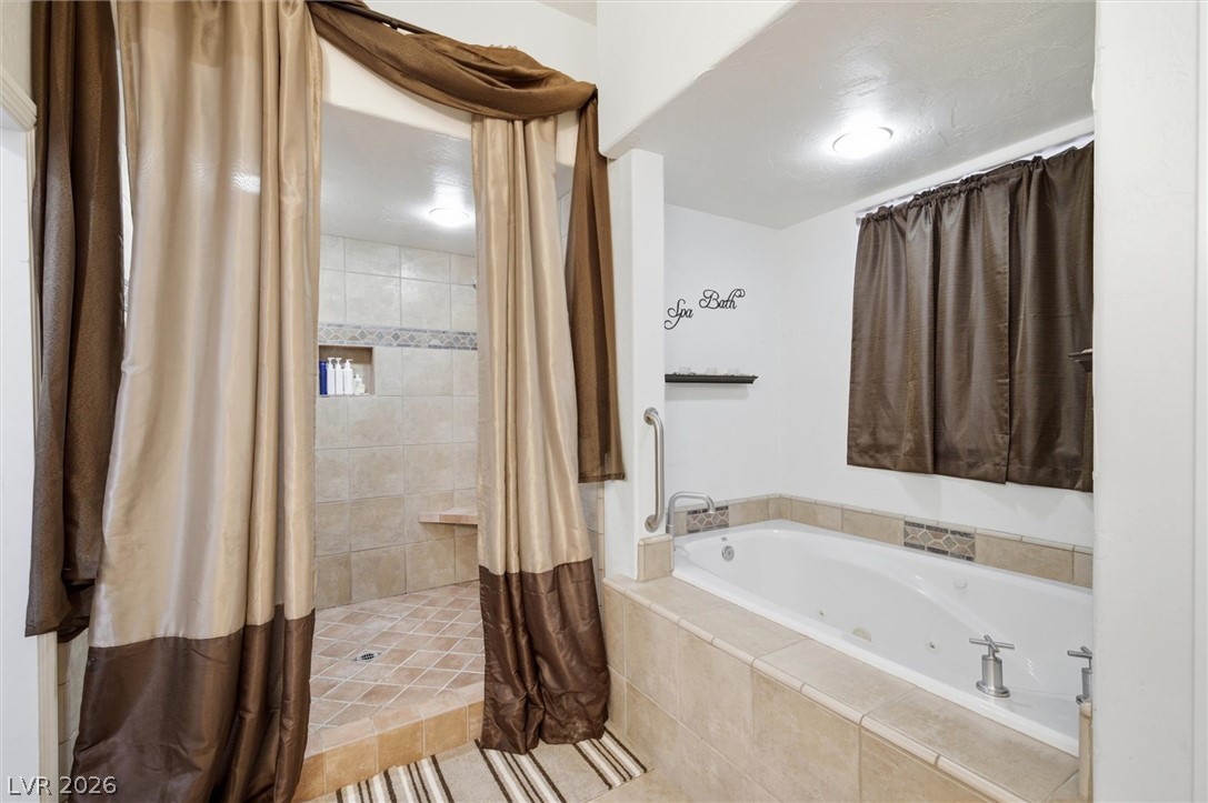 3890 Oakleaf Avenue Pahrump NV 89048