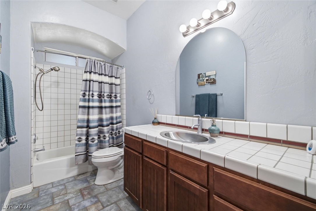 3890 Oakleaf Avenue Pahrump NV 89048