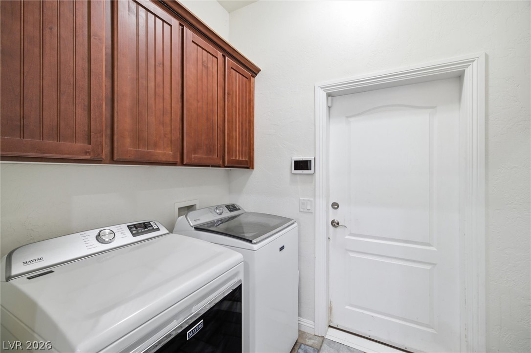 3890 Oakleaf Avenue Pahrump NV 89048