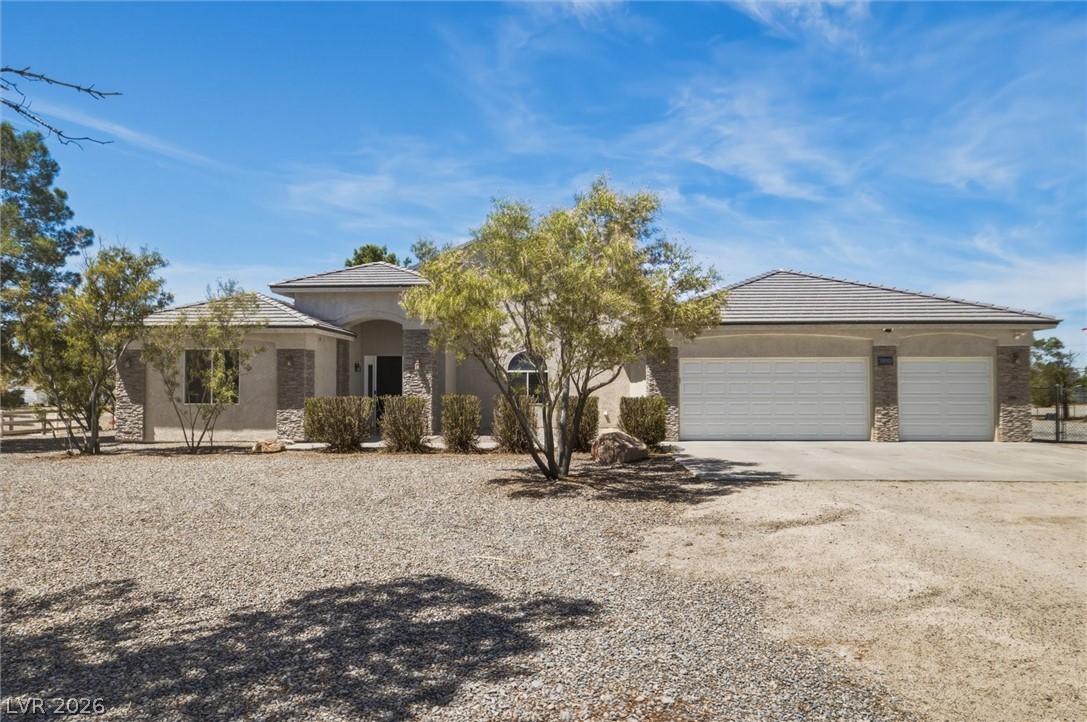3890 Oakleaf Avenue Pahrump NV 89048
