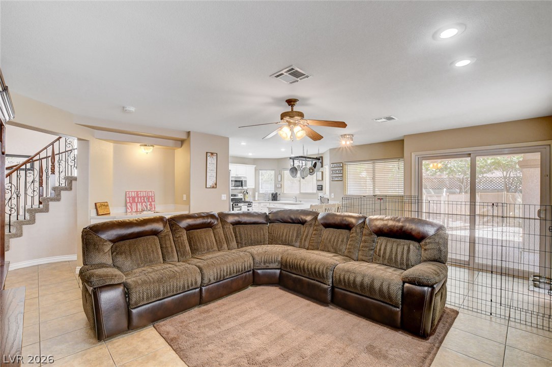 9364 Warm Waters Avenue Las Vegas NV 89129