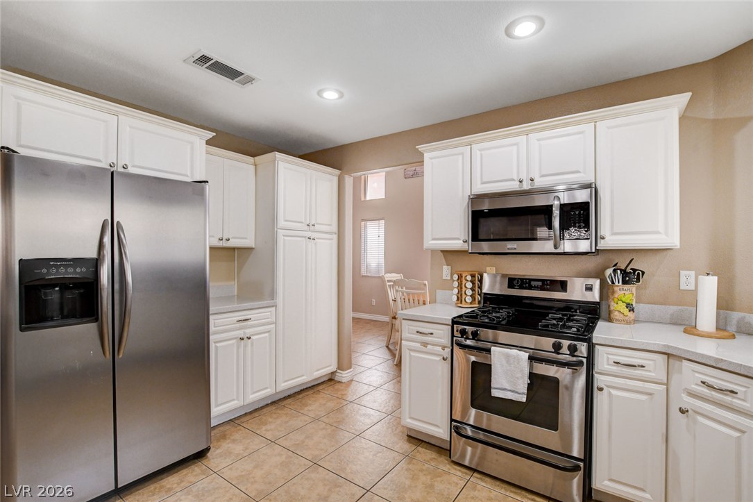 9364 Warm Waters Avenue Las Vegas NV 89129
