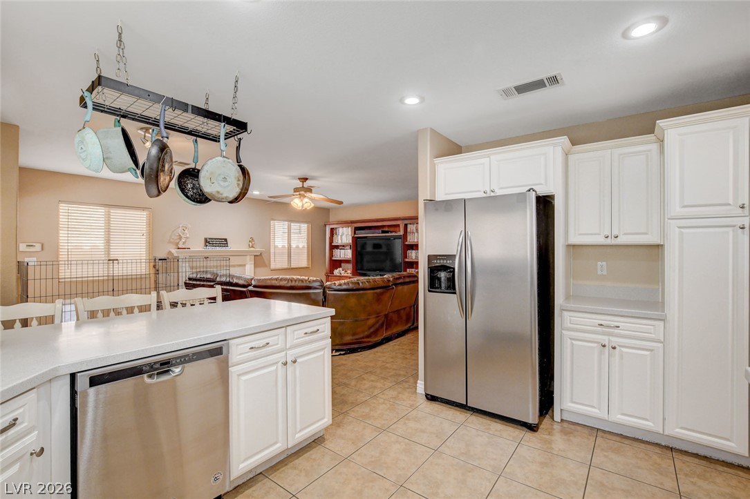 9364 Warm Waters Avenue Las Vegas NV 89129