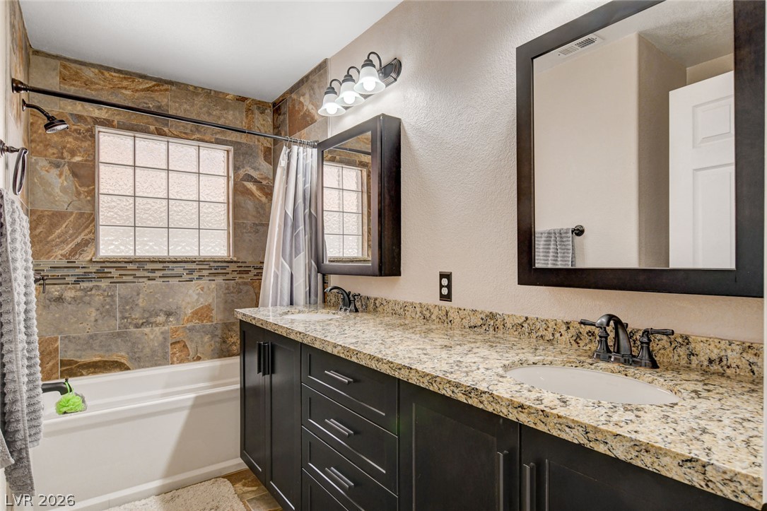 9364 Warm Waters Avenue Las Vegas NV 89129