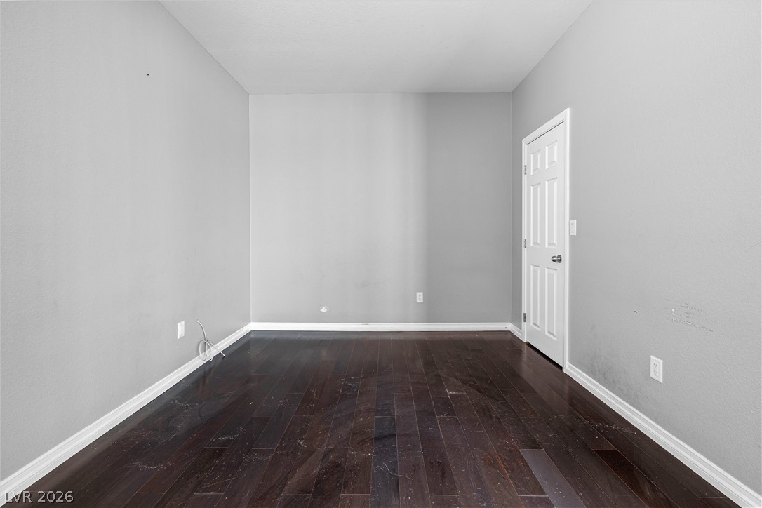 6297 Whispering Creek Street Las Vegas NV 89148