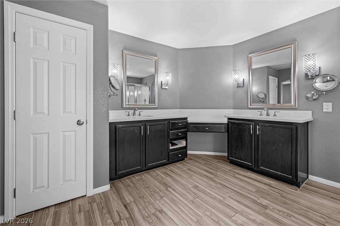 6297 Whispering Creek Street Las Vegas NV 89148