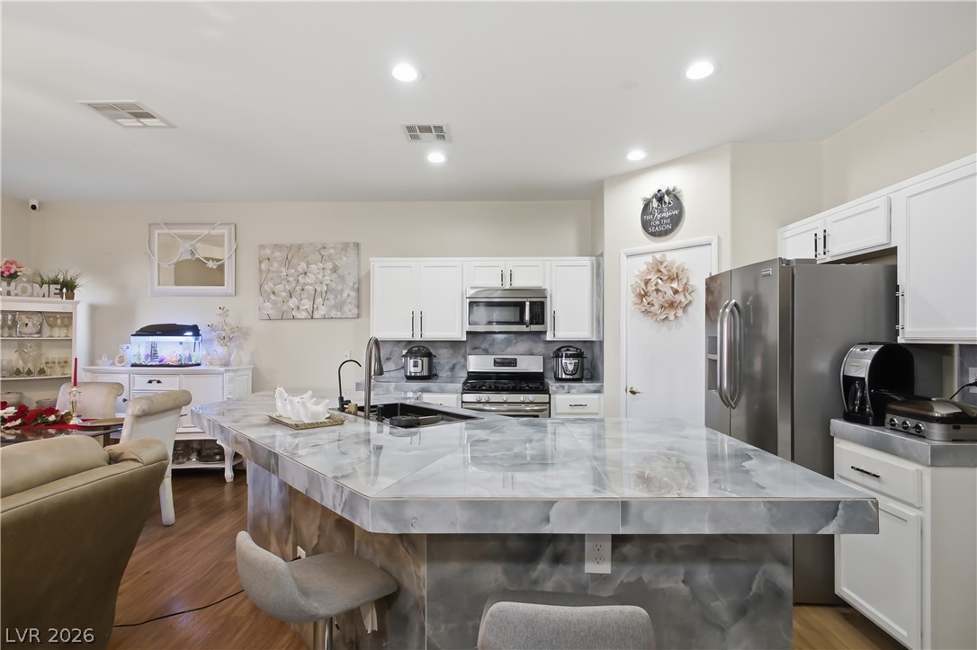 6665 Lookout Lodge Lane 3 North Las Vegas NV 89084