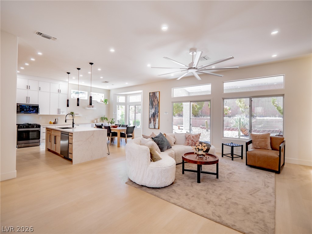 2413 Rockford Street Las Vegas NV 89134