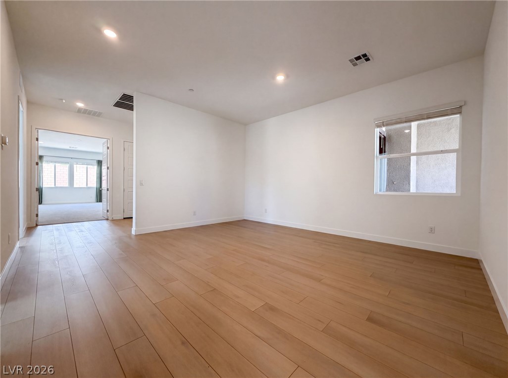 8239 Gusty Brook Street Las Vegas NV 89113