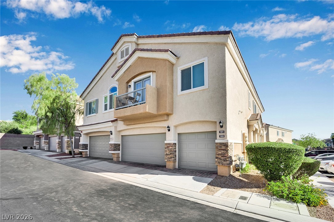 6489 Burns Allen Avenue 102 Las Vegas NV 89122