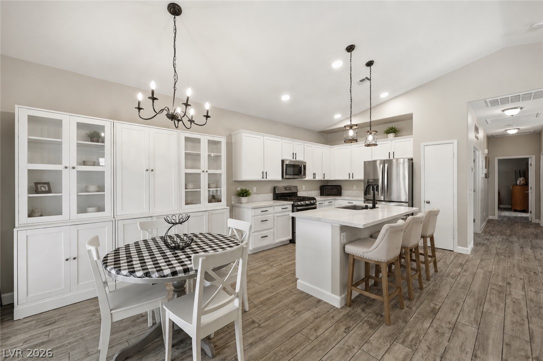 9816 Red Horse Street Las Vegas NV 89143