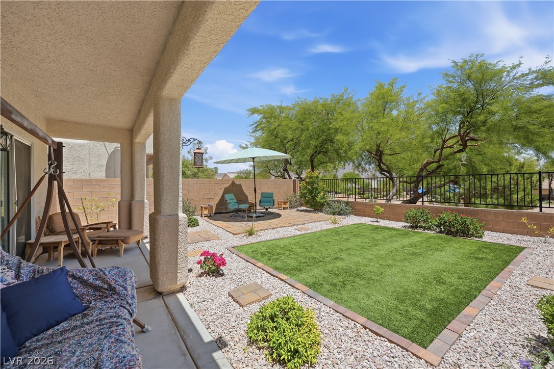 9816 Red Horse Street Las Vegas NV 89143