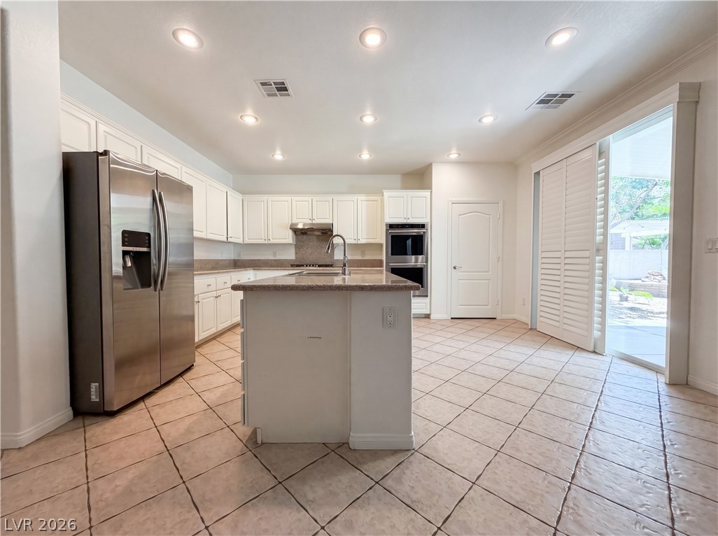 3049 Azure Bay Las Vegas NV 89117