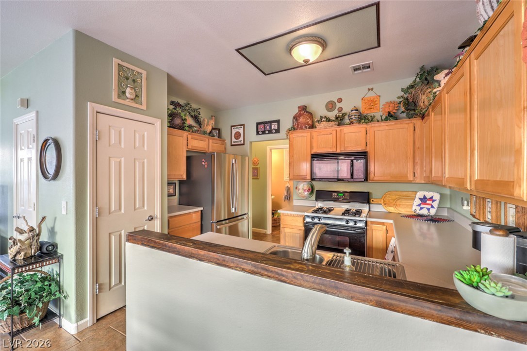 6437 Sundown Heights Avenue Las Vegas NV 89130