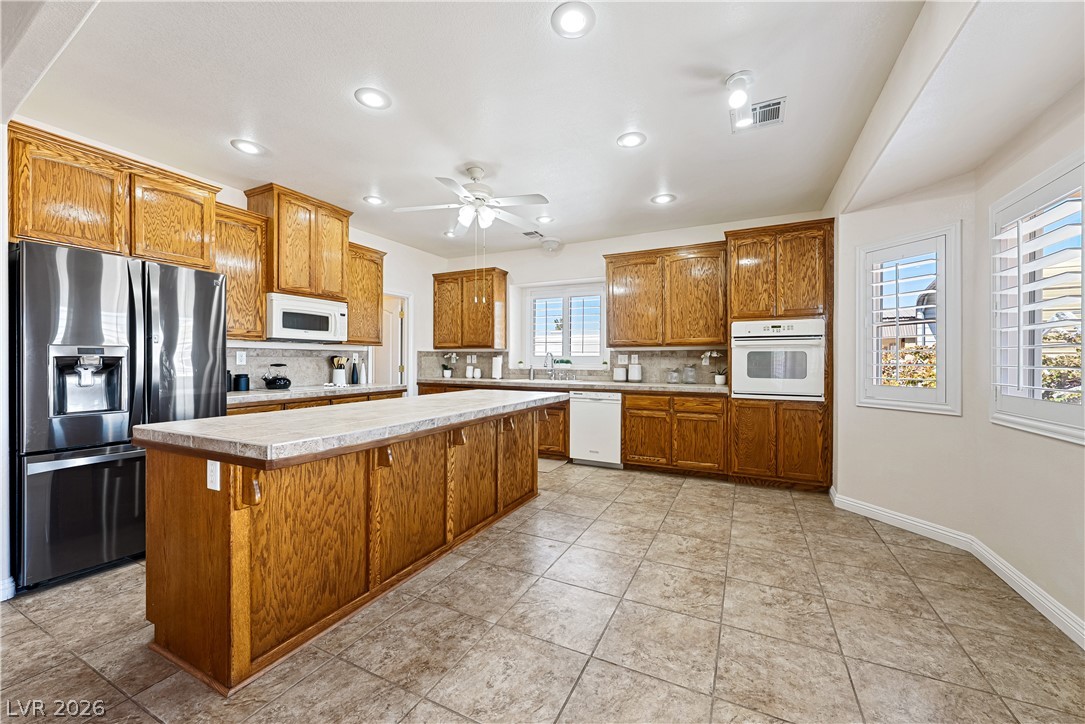 2201 Valentine Avenue Pahrump NV 89048