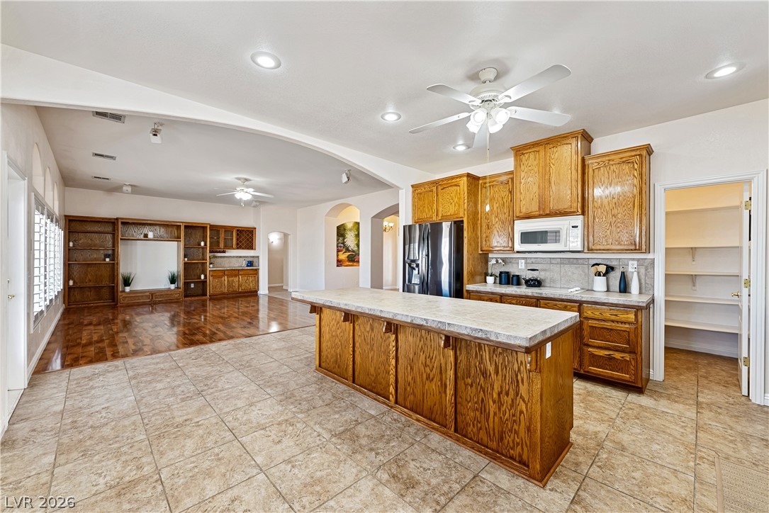 2201 Valentine Avenue Pahrump NV 89048