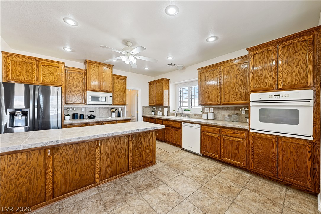 2201 Valentine Avenue Pahrump NV 89048