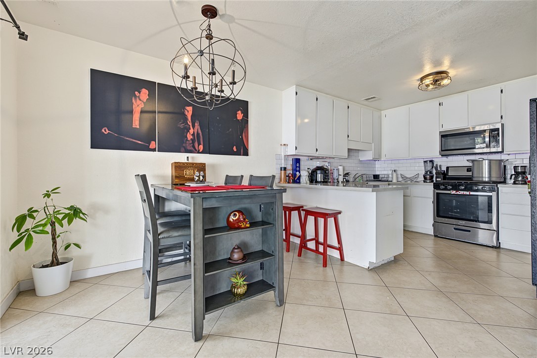 6992 Quarry Drive Las Vegas NV 89147