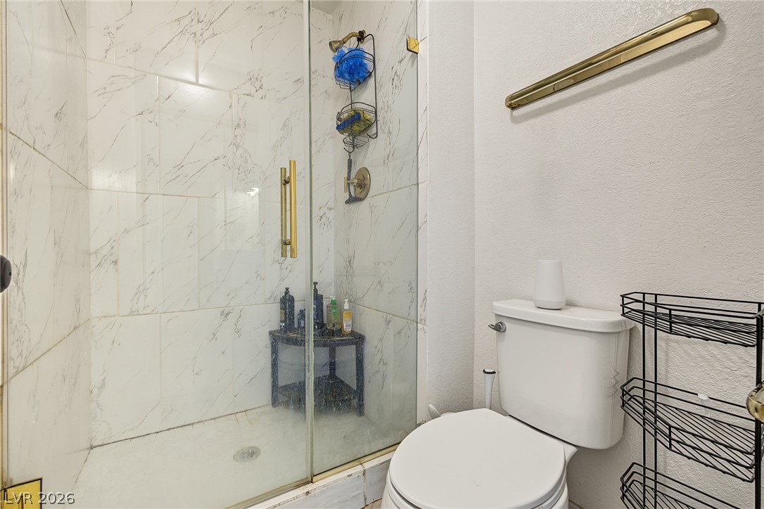 6992 Quarry Drive Las Vegas NV 89147