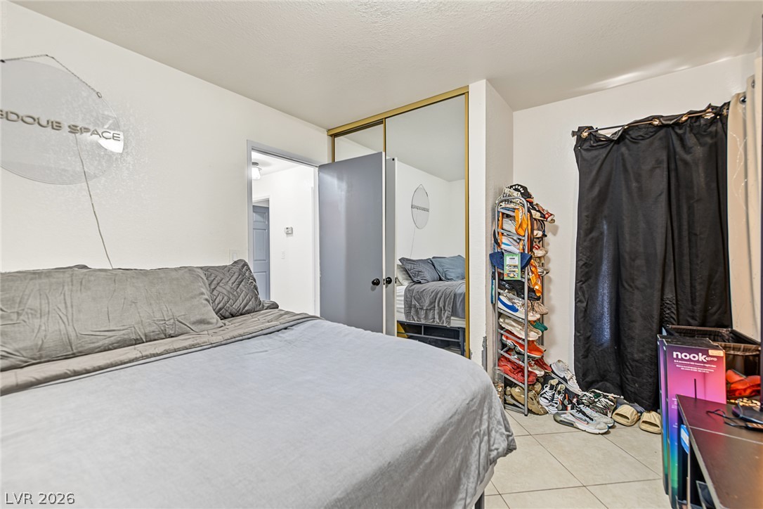 6992 Quarry Drive Las Vegas NV 89147