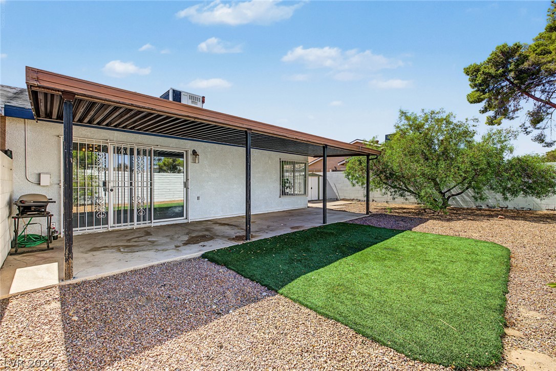 6992 Quarry Drive Las Vegas NV 89147