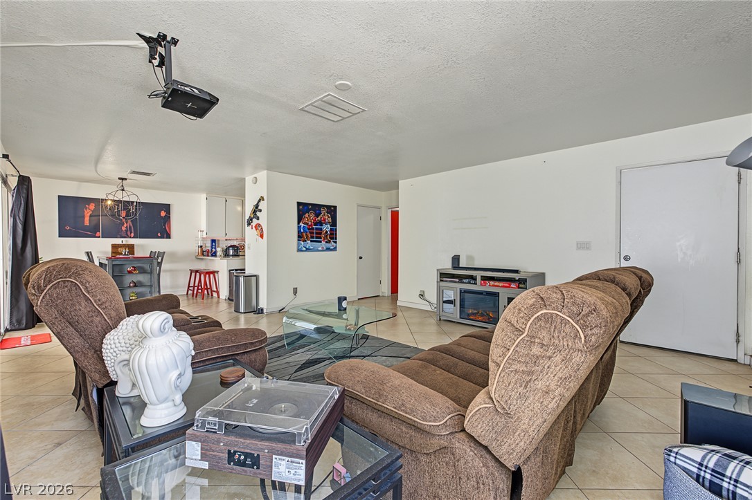 6992 Quarry Drive Las Vegas NV 89147